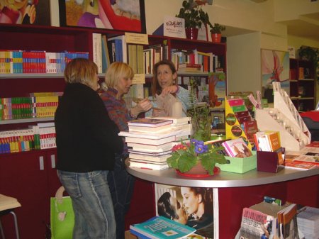 Carmela, Luisa, Fabiana
